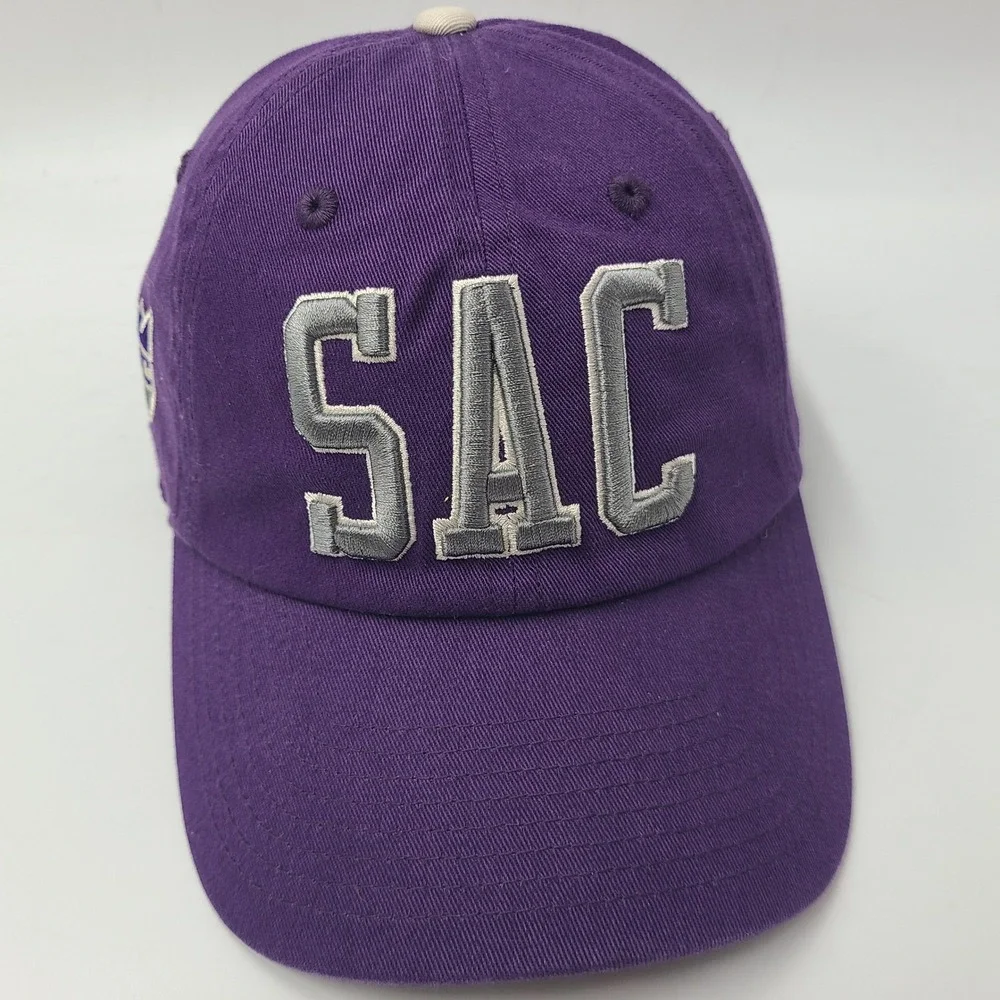 Sacramento Kings Hat Strapback Fan Favorite Purple Gray NBA Basketball Logo‎ Men